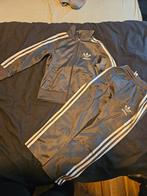 Te koop adidas trainingspakje maat 116/122, Ophalen of Verzenden, Jongen of Meisje