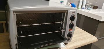 Mini Oven voor b.v. Oma of op Camping beschikbaar voor biedingen