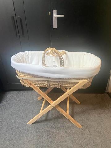 Baby wieg mozes beschikbaar voor biedingen