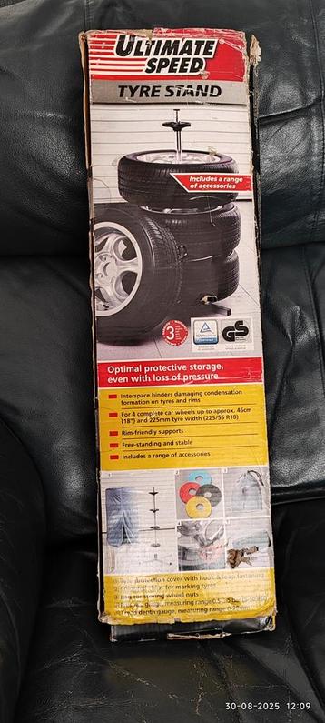 Ultimate Speed Bandenstandaard Nieuw in Doos beschikbaar voor biedingen