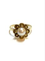14k gouden ring met een parel, 18 tot 19, Ophalen of Verzenden, Zo goed als nieuw, Dame