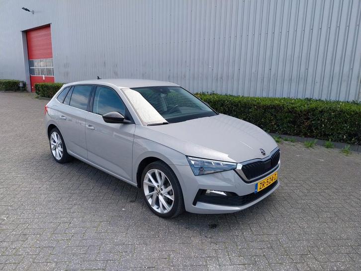 Skoda Scala 1.0 TSI 116pk 2019 Grijs, Auto's, Skoda, Particulier, Scala, ABS, Achteruitrijcamera, Adaptieve lichten, Adaptive Cruise Control