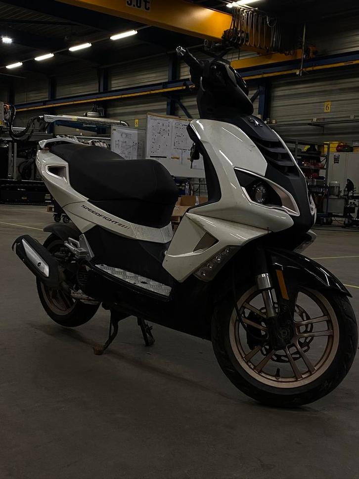 Inkoop alle soorten scooters (blauw en geel kenteken), Fietsen en Brommers, Scooters | Peugeot, Zo goed als nieuw, Overige modellen