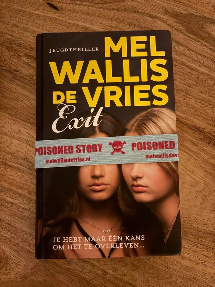 Boeken van Mel Wallis de Vries, Boeken, Thrillers, Zo goed als nieuw, Ophalen of Verzenden