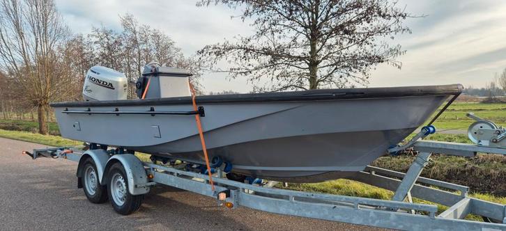 Boston Whaler Rigid Raider 19ft + 130pk Honda 4-takt, Watersport en Boten, Vis- en Consoleboten, Gebruikt, 70 pk of meer, 3 tot 6 meter