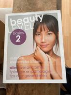 Boeken opleiding schoonheidsspecialiste, Boeken, Ophalen, Beta, Zo goed als nieuw, MBO