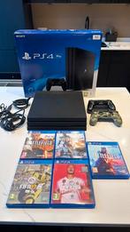 Playstation 4 Pro - 1TB + controllers + 5 spellen, Spelcomputers en Games, Spelcomputers | Sony PlayStation 4, Met games, Met 2 controllers