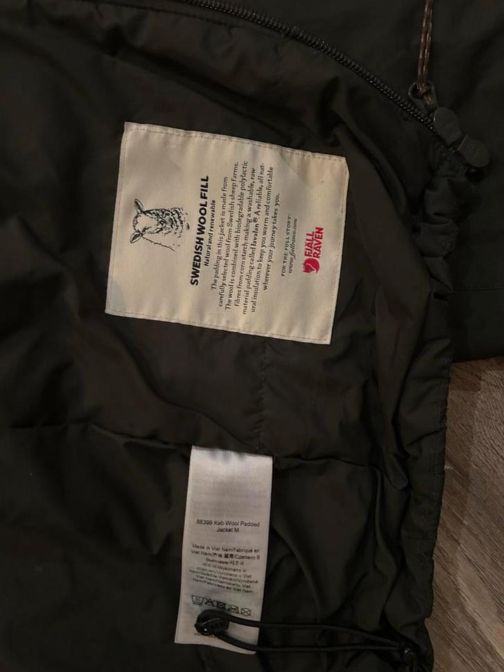 Fjällräven Keb Wool Padded Jacket M, Kleding | Heren, Jassen | Winter, Zo goed als nieuw, Maat 48/50 (M), Groen, Ophalen of Verzenden