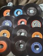 51 x single zonder hoes. ned talig en paar engels. jaren 70, Ophalen of Verzenden, Gebruikt, Overige formaten, Levenslied of Smartlap