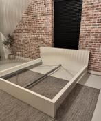 Ikea MALM Bed frame, hoog, wit, 180x200 cm, Huis en Inrichting, Slaapkamer | Bedden, Ophalen, Overige materialen, Wit, Tweepersoons