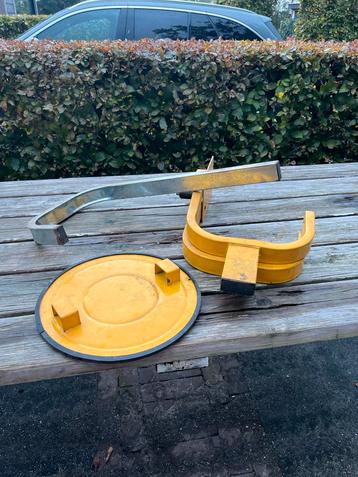 Wielklem - Aanhangwagen beschikbaar voor biedingen