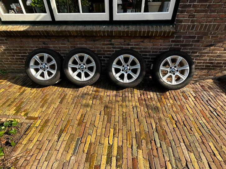 BMW Winterbanden Dunlop SP Wintersport 225//55R/17 M+S, Auto-onderdelen, Banden en Velgen, Banden en Velgen, Winterbanden, 17 inch