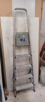 Huishoudtrap 5 treden, Doe-het-zelf en Verbouw, Ladders en Trappen, Ophalen, Gebruikt, Trap, Opvouwbaar of Inschuifbaar