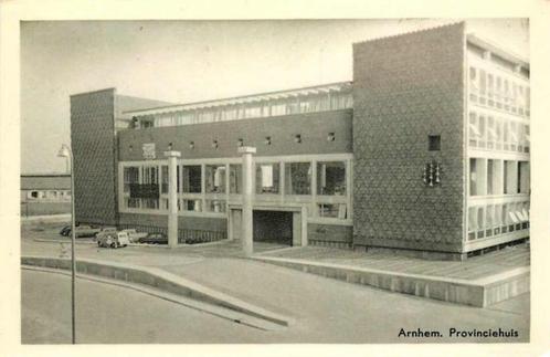 (377-628-017) Arnhem Provinciehuis, Verzamelen, Ansichtkaarten | Nederland, Gelderland, Verzenden