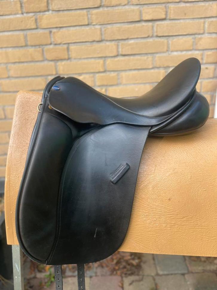Euroriding diamant 16,5 " Gratis passervice bij aanschaf, Dieren en Toebehoren, Paarden en Pony's | Zadels, Gebruikt, Dressuur