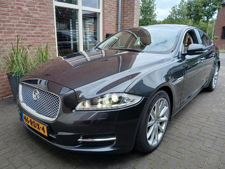 Jaguar XJ 5.0 V8 385pk Portfolio  ❗️LAATSTE WEEK❗️, Auto's, Jaguar, Particulier, XJ, ABS, Achteruitrijcamera, Adaptieve lichten