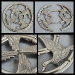 Vintage verzilverde onderzetter met vogels,  verstelbaar, Antiek en Kunst, Ophalen of Verzenden