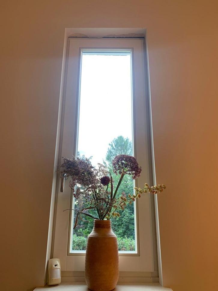 houten kozijn (daai/kiep), Doe-het-zelf en Verbouw, Kozijnen en Schuifpuien, Zo goed als nieuw, Raamkozijn, Hout, 150 tot 225 cm