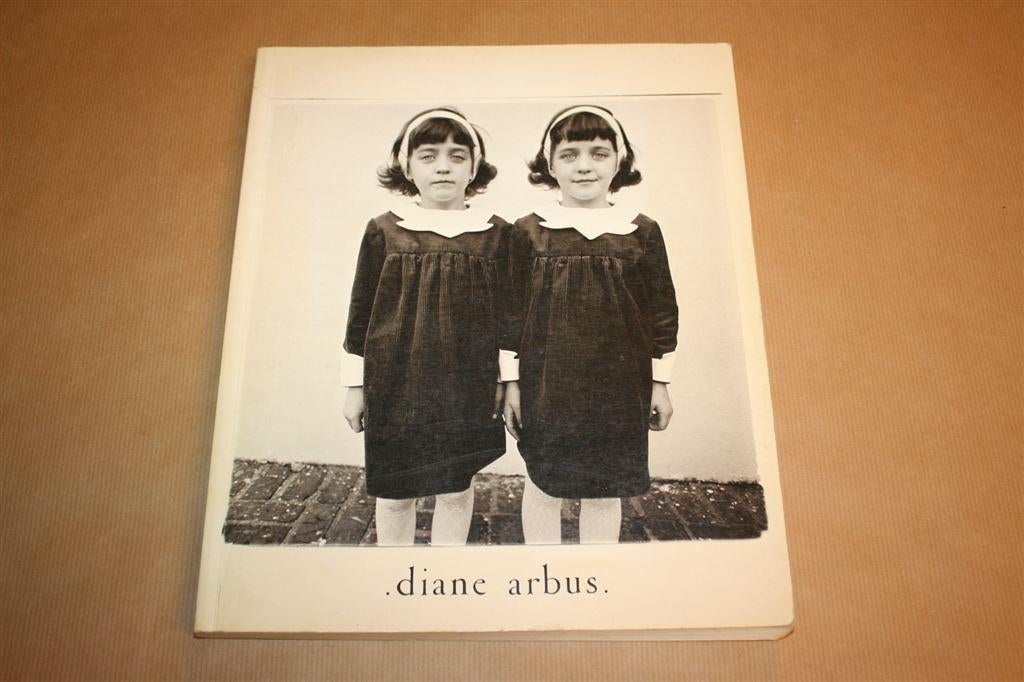 Diane Arbus - An Aperture Monograph - 1972 !!, Ophalen of Verzenden, Gelezen, Fotografen
