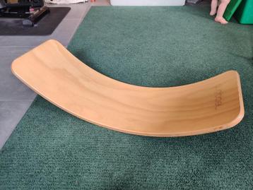 Wobbel plank board vilt grijs  beschikbaar voor biedingen