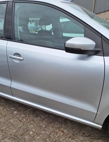 Deur Portier VW Polo 6R 6C rechts voor 5 deurs top staat A7W beschikbaar voor biedingen