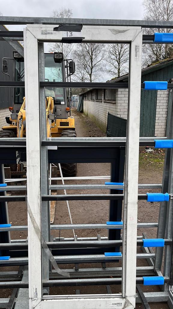 (13) Nieuw kunststof vast raamkozijn, Doe-het-zelf en Verbouw, Kozijnen en Schuifpuien, Nieuw, Raamkozijn, Kunststof, 150 tot 225 cm