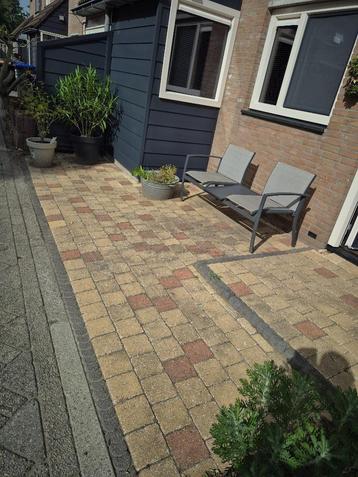 Getrommelde stenen voor tuin beschikbaar voor biedingen
