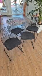 eetkamer draad stoelen zwart als nieuw!, Huis en Inrichting, Ophalen, Zo goed als nieuw, Zwart
