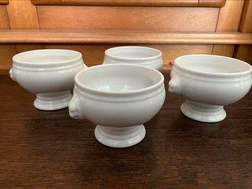 Soepkommen met leeuwenkopjes, wit, 4 stuks, Huis en Inrichting, Keuken | Servies, Zo goed als nieuw, Kom(men), Overige stijlen