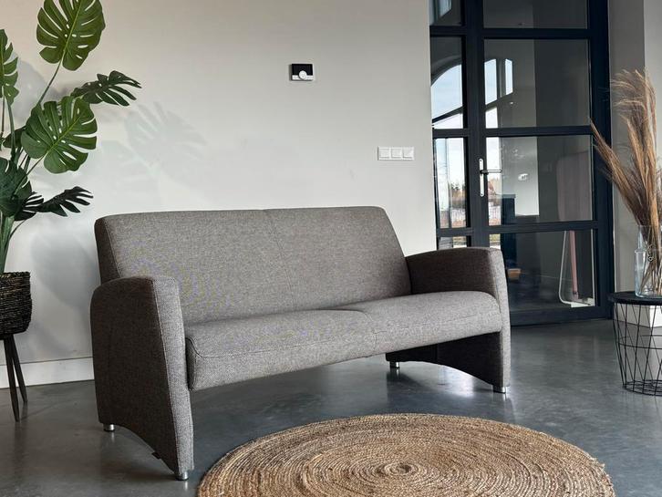 Montel 2 pers bank. Als nieuw., Huis en Inrichting, Banken | Bankstellen, Zo goed als nieuw, Rechte bank, Tweepersoons, 150 tot 200 cm