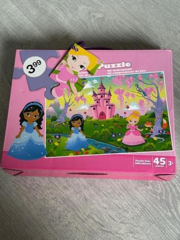 diverse kinderpuzzels beschikbaar voor biedingen