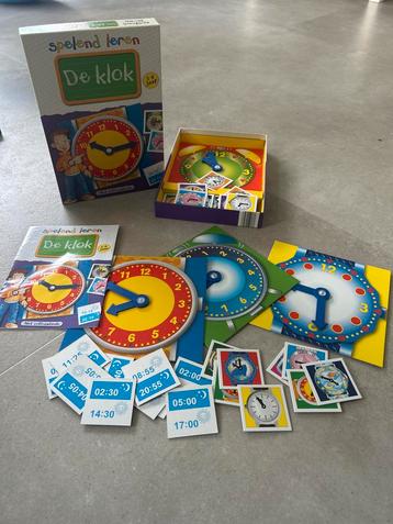 Spelend Leren - De Klok spel beschikbaar voor biedingen