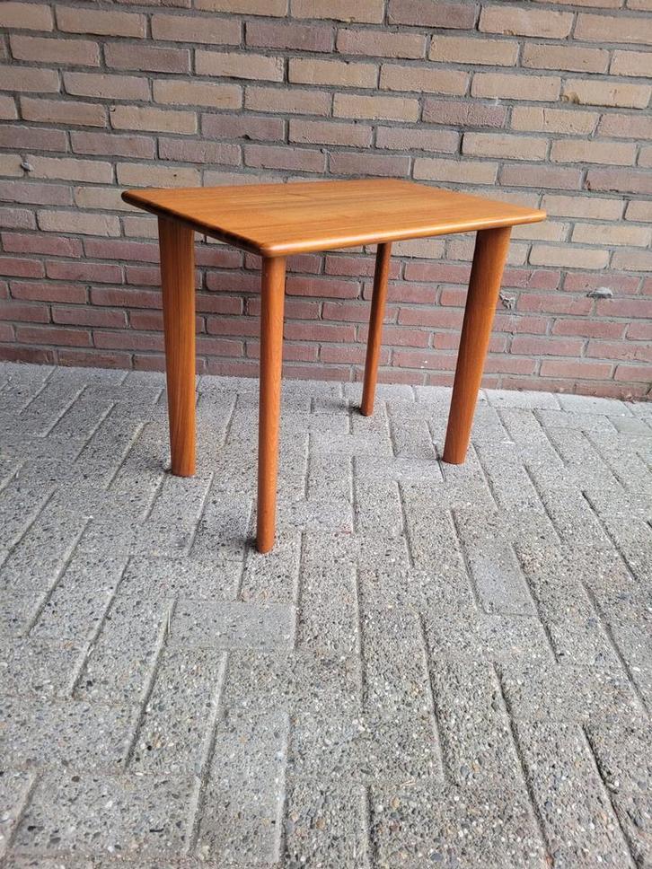 50% korting - totale leegverkoop Vintage & Design - N. Bach, Antiek en Kunst, Antiek | Meubels | Tafels, Ophalen