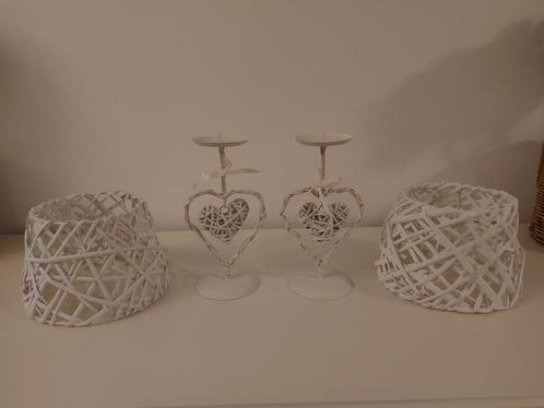 Wit rieten set 2 kandelaars 2 lampenkapjes, Huis en Inrichting, Woonaccessoires | Overige, Ophalen