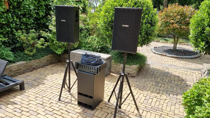 Geluid set Dj of zang Apart sub en amp 2 Speakers JBL & RCF, Audio, Tv en Foto, Luidsprekers, Zo goed als nieuw, Complete surroundset