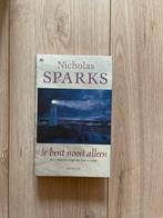 Nicholas Sparks - Je bent nooit alleen, Nicholas Sparks, Zo goed als nieuw, Ophalen