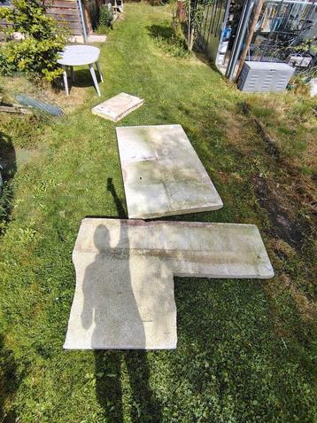 Reststukken dik piepschuim isolatie tempex (3 stuks) beschikbaar voor biedingen