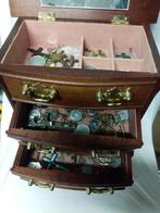 Lot oude religieuze sieraden, Antiek en Kunst, Verzenden