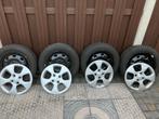 Complete stel velgen, banden en wieldoppen voor Kia Picanto, Ophalen, 14 inch, Gebruikt, Banden en Velgen