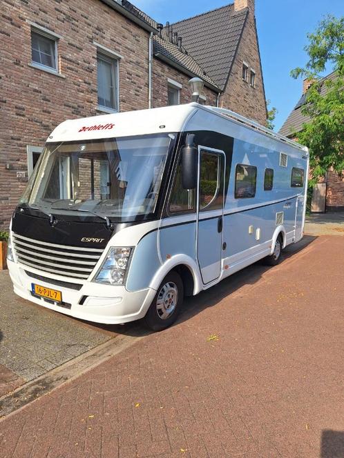 Dethleffs Esprit I6810 met lengtebedden en hefbed, Caravans en Kamperen, Campers, Particulier, tot en met 4, Integraal, Dethleffs