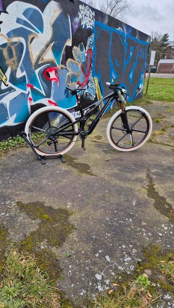 S works stuntjumper evo custom build meduim beschikbaar voor biedingen