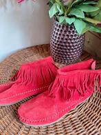 Maat 37 rood suede laarzen met franjes, Kleding | Dames, Schoenen, Ophalen of Verzenden, Zo goed als nieuw, Rood