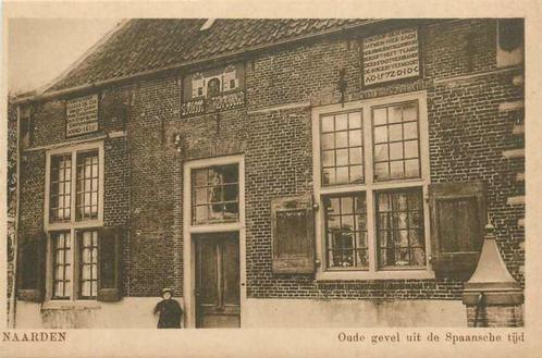 (377-402-017) Naarden  Oude Gevel uit de Spaansche Tij, Verzamelen, Ansichtkaarten | Nederland, Noord-Holland, Verzenden