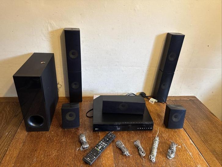 Cinema Home systeem met BluRay speler, Audio, Tv en Foto, Home Cinema-sets, Zo goed als nieuw, Blu-ray-speler, 5.1-systeem, 70 watt of meer