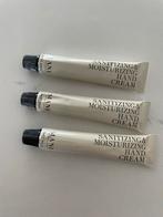 3x MANI Handcrème Sanitizing & Moisturizing - Nieuw, Ophalen of Verzenden, Nieuw, Bodylotion, Crème of Olie