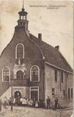 Geervliet (Z.H.) Gemeentehuis, veel Volk, gelopen 1930, Verzamelen, Verzenden, 1920 tot 1940, Gelopen, Zuid-Holland
