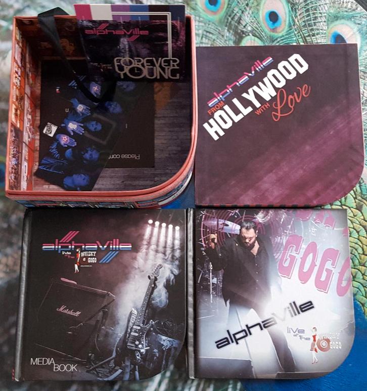 Alphaville - Live At The Whisky A Go Go - Deluxe Box Set 👀, Cd's en Dvd's, Dvd's | Muziek en Concerten, Zo goed als nieuw, Muziek en Concerten