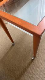 Side table kersenhout met glas en matglazen schap, Huis en Inrichting, Tafels | Sidetables, Ophalen, Kersenhout, Zo goed als nieuw