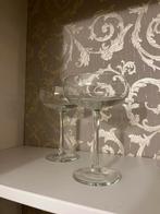2 cocktail glazen / champagne coupes, Ophalen, Zo goed als nieuw, Minder dan 50 cm