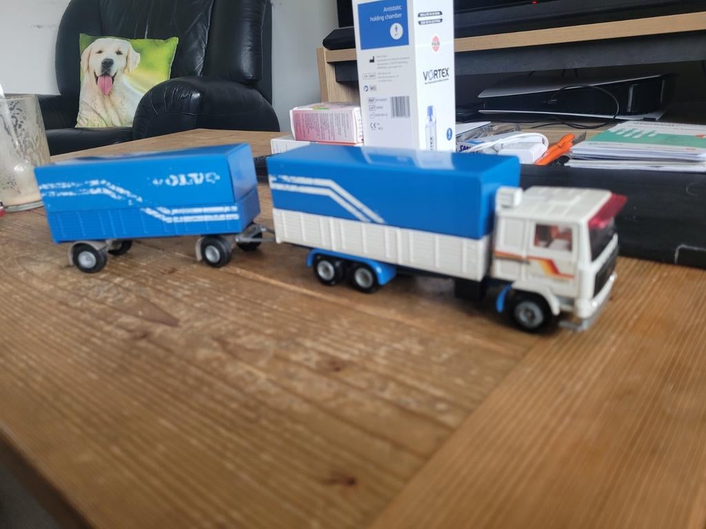 Volvo combinatie volvo, Hobby en Vrije tijd, Modelauto's | 1:50, Gebruikt, Bus of Vrachtwagen, Tekno, Ophalen of Verzenden
